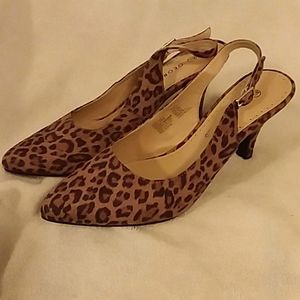 Leopard kitten heels